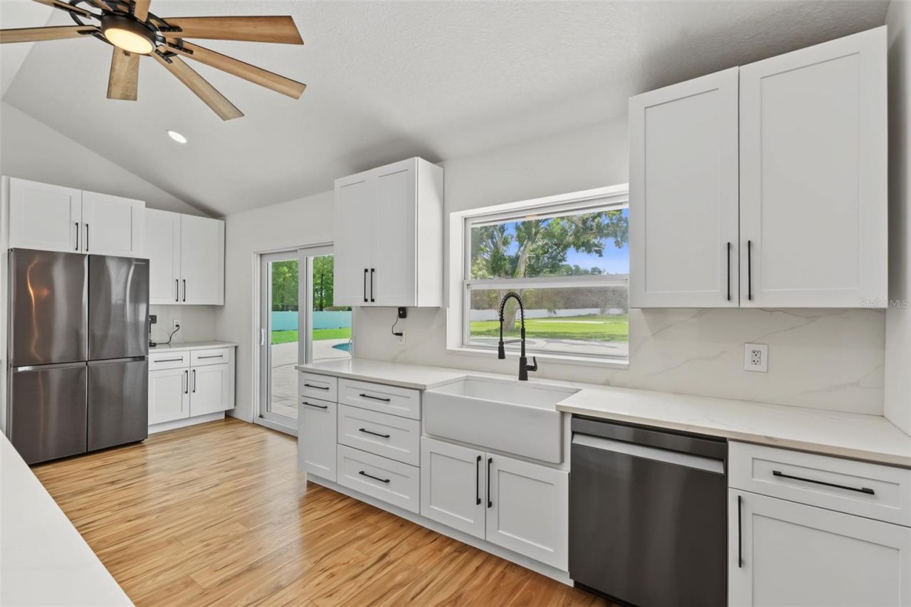 6370 90th Avenue N, Pinellas Park, FL 33782 Photo