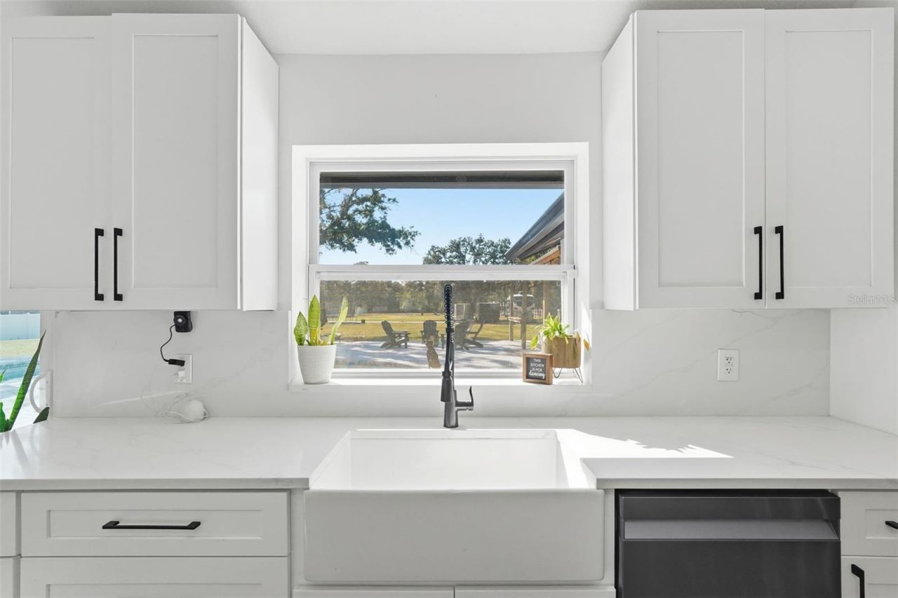 6370 90th Avenue N, Pinellas Park, FL 33782 Photo