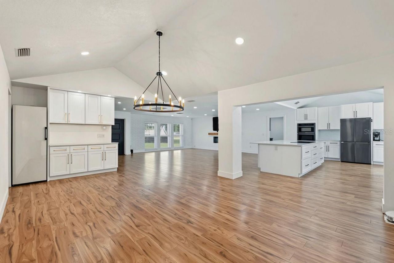 6370 90th Avenue N, Pinellas Park, FL 33782 Photo