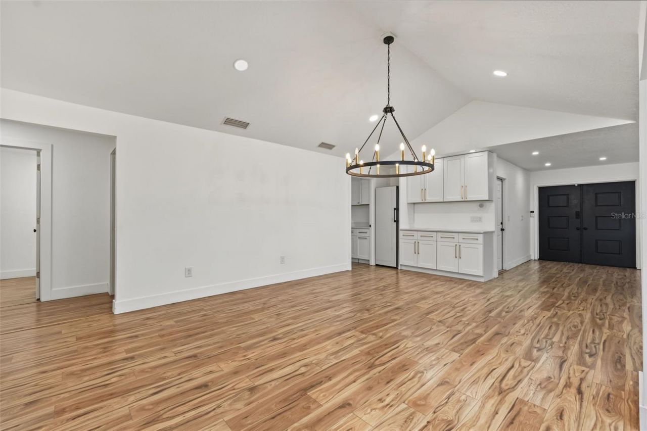 6370 90th Avenue N, Pinellas Park, FL 33782 Photo