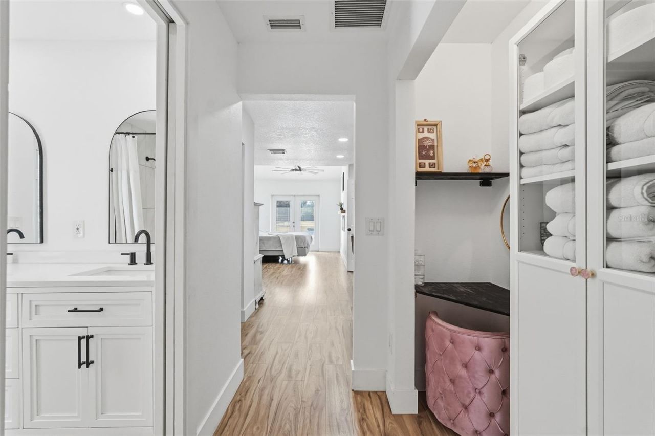 6370 90th Avenue N, Pinellas Park, FL 33782 Photo