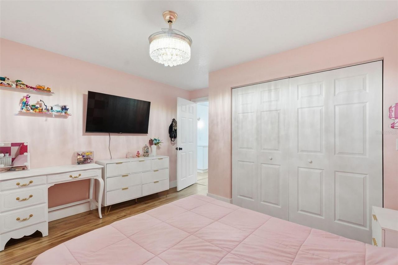 6370 90th Avenue N, Pinellas Park, FL 33782 Photo