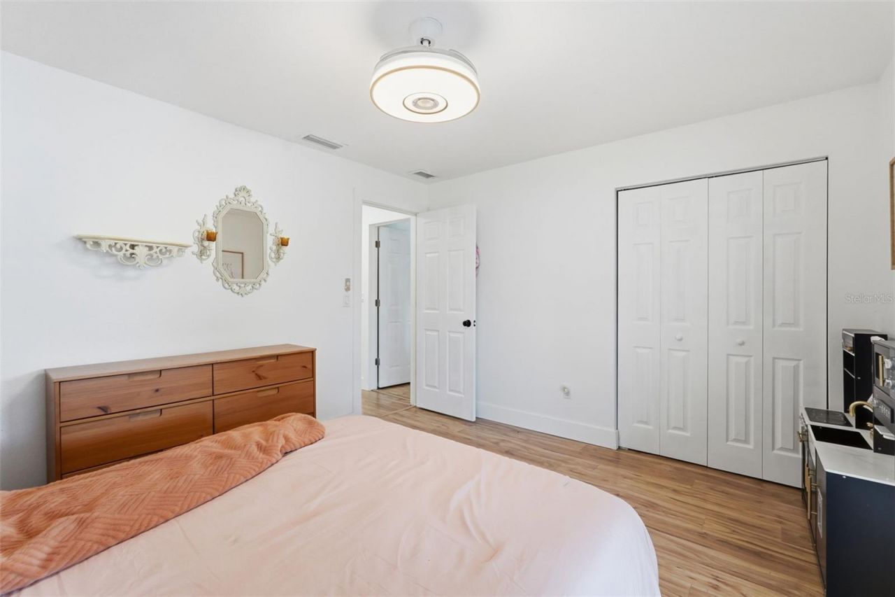 6370 90th Avenue N, Pinellas Park, FL 33782 Photo