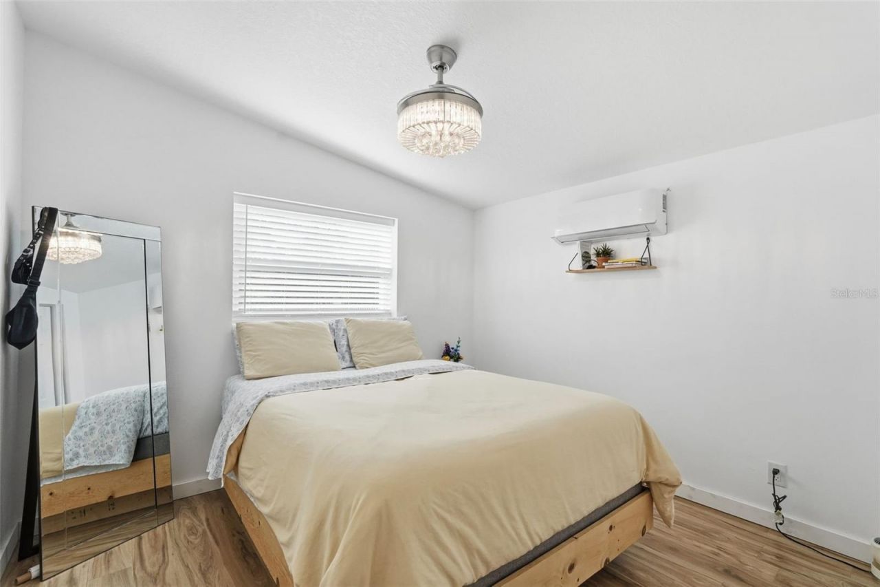 6370 90th Avenue N, Pinellas Park, FL 33782 Photo