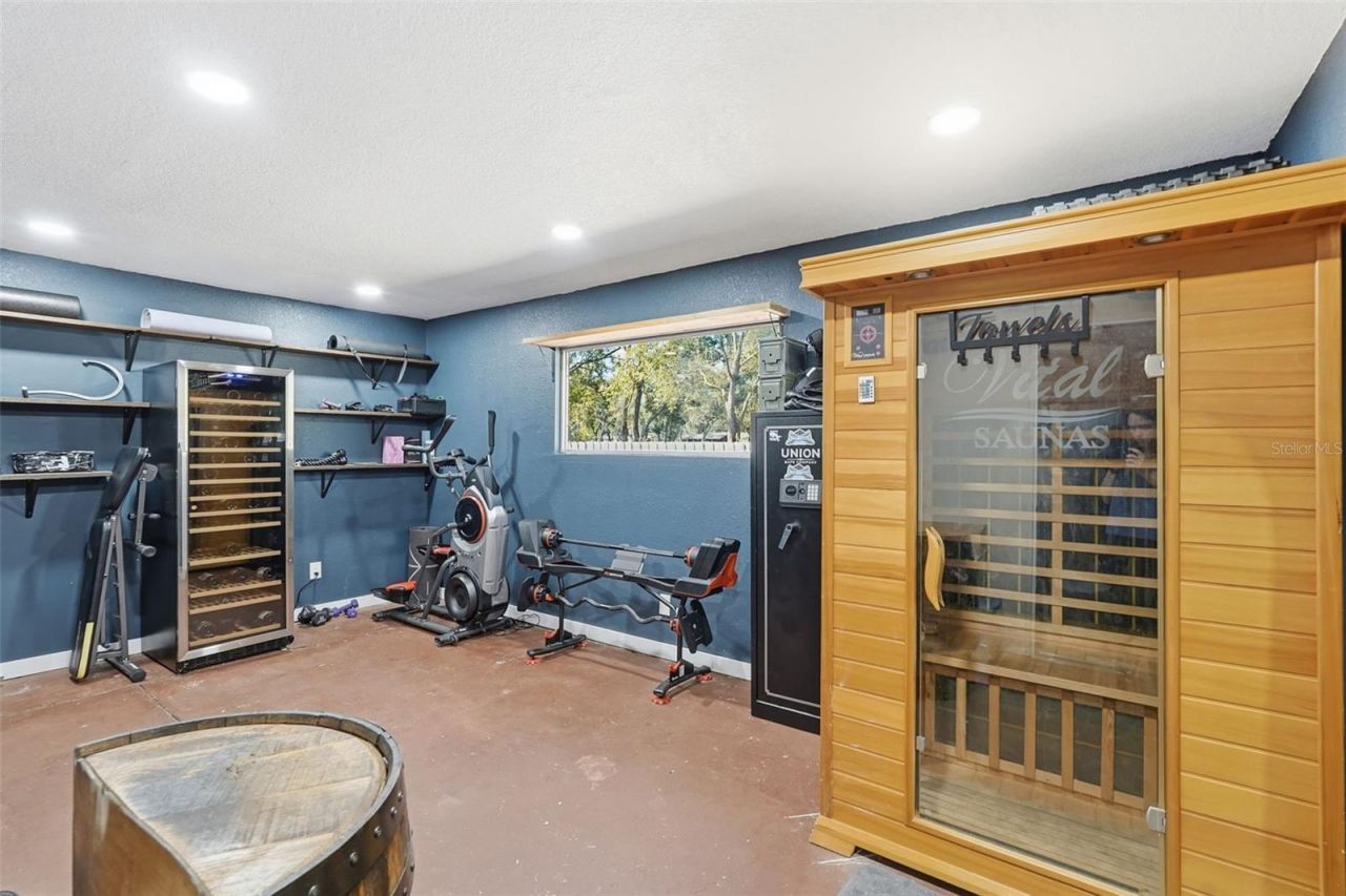 6370 90th Avenue N, Pinellas Park, FL 33782 Photo