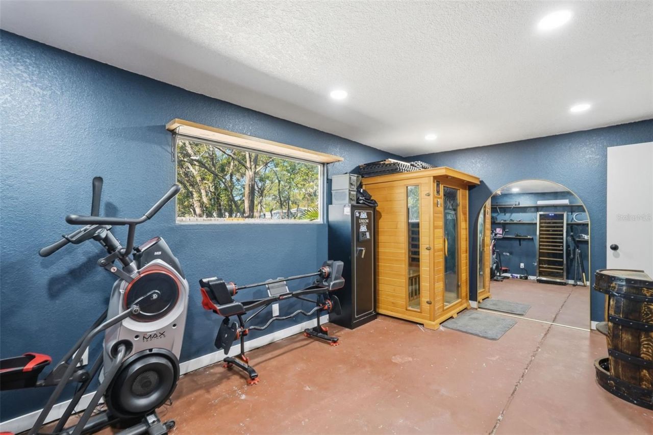 6370 90th Avenue N, Pinellas Park, FL 33782 Photo