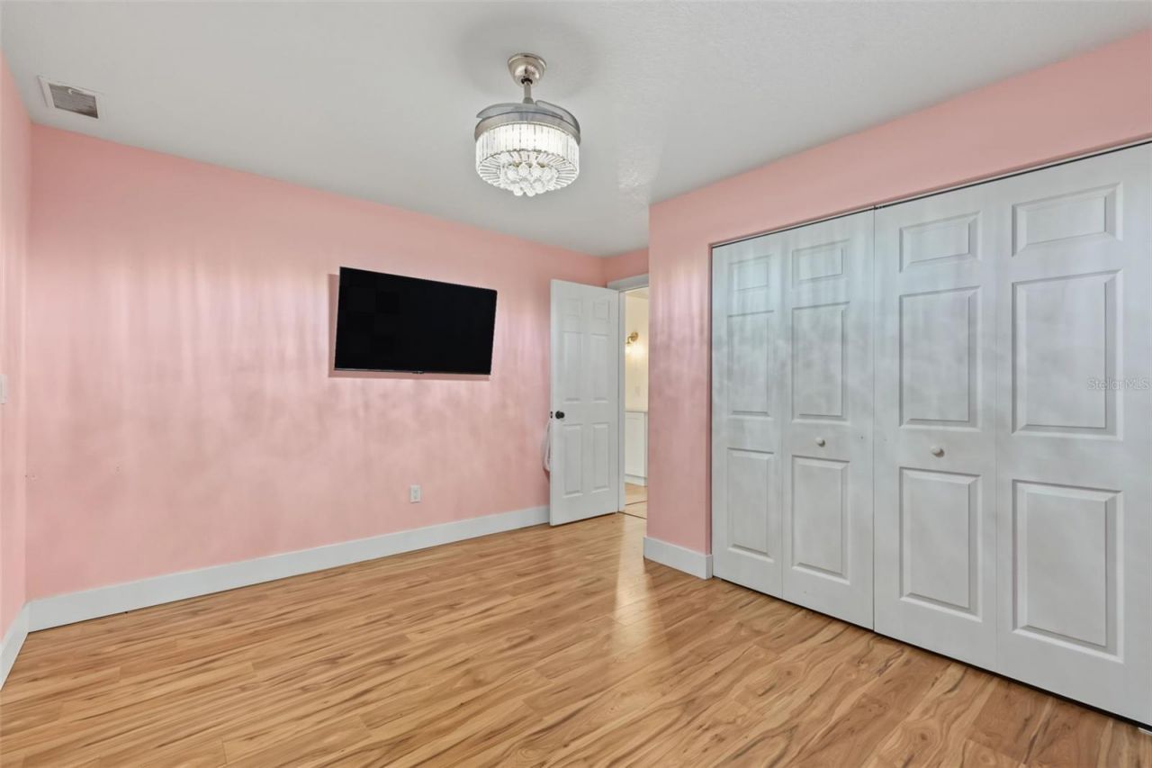6370 90th Avenue N, Pinellas Park, FL 33782 Photo