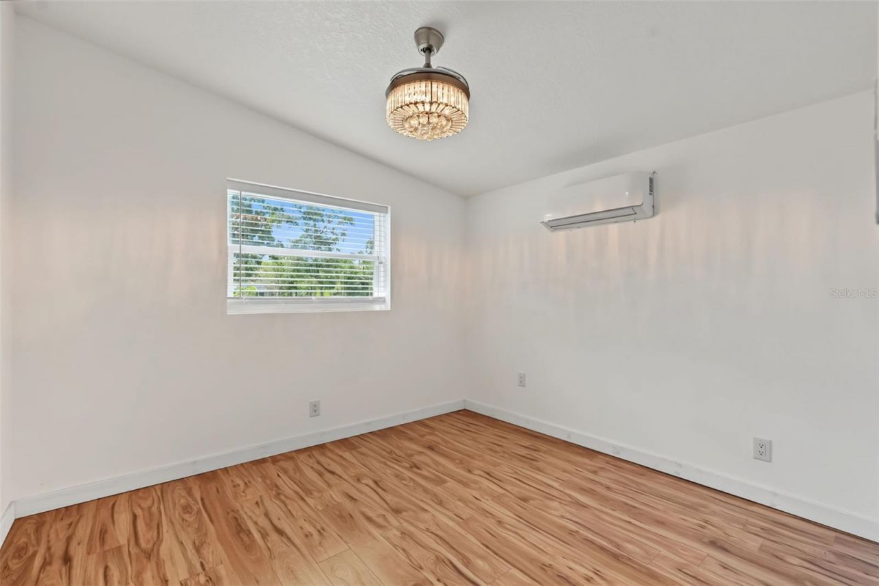 6370 90th Avenue N, Pinellas Park, FL 33782 Photo