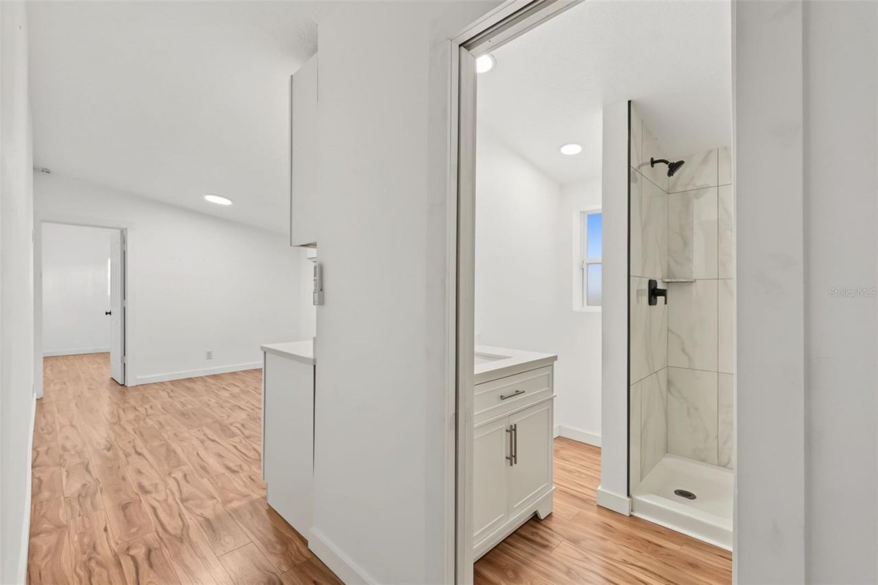 6370 90th Avenue N, Pinellas Park, FL 33782 Photo