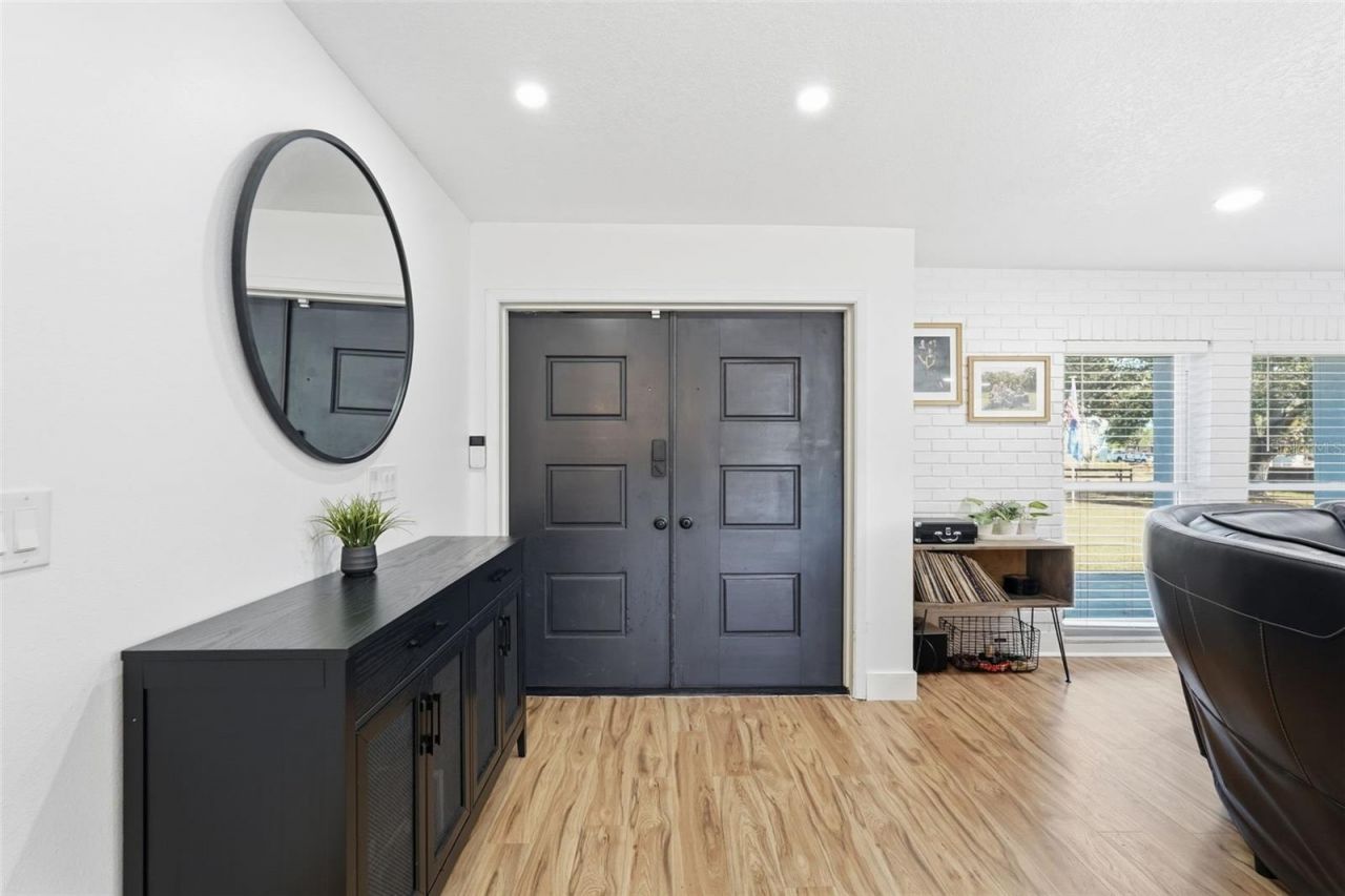 6370 90th Avenue N, Pinellas Park, FL 33782 Photo