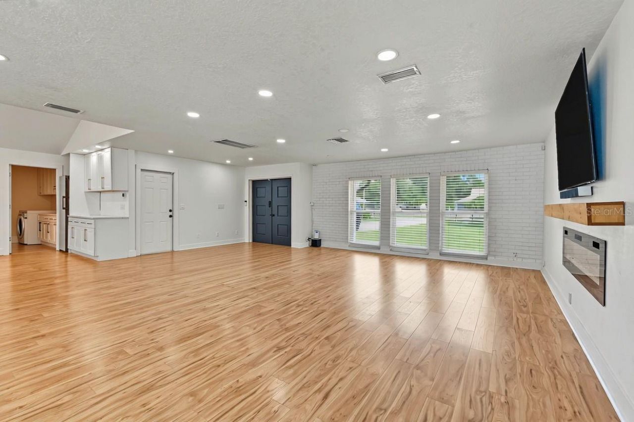 6370 90th Avenue N, Pinellas Park, FL 33782 Photo