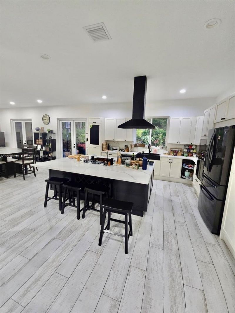 2019 Harbor View Cir, Weston, FL 33327 Photo