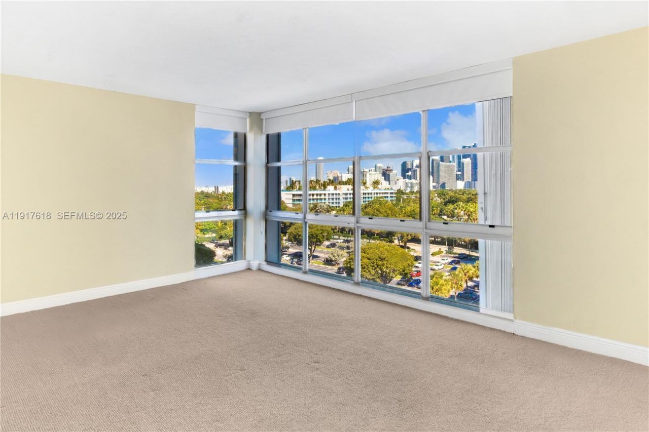 145 SE 25th Rd, Unit 1003, Miami, FL 33129 Photo