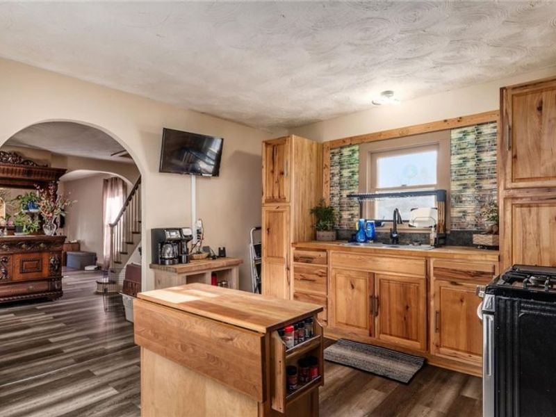 8755 Main Street SE, Corning, OH 43730 Photo 10