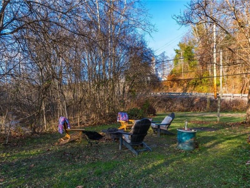 8755 Main Street SE, Corning, OH 43730 Photo 24