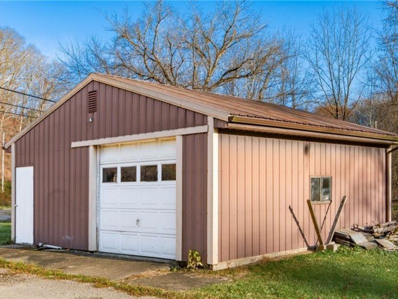 8755 Main Street SE, Corning, OH 43730 Photo 30