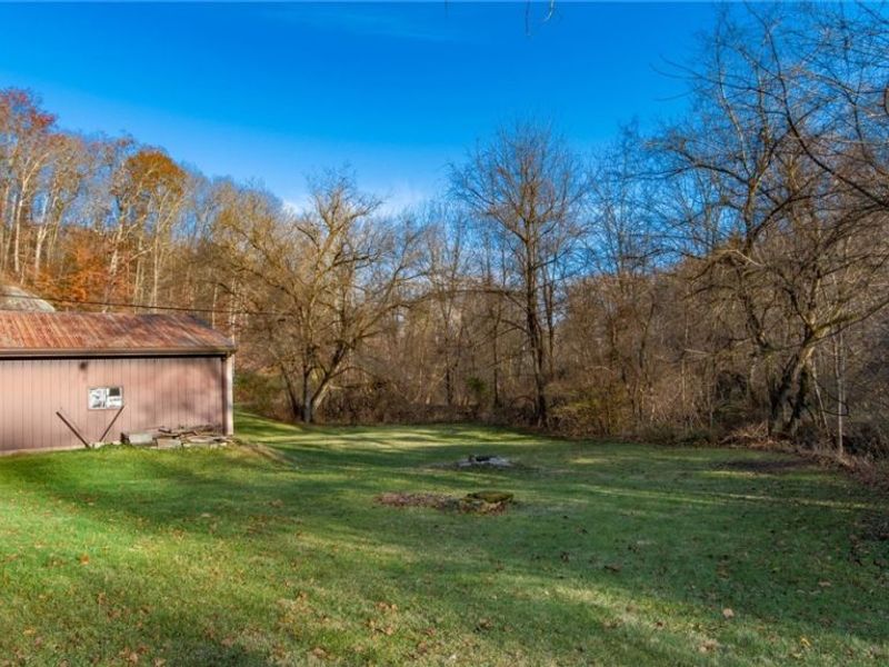 8755 Main Street SE, Corning, OH 43730 Photo 31