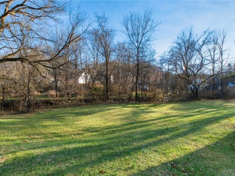 8755 Main Street SE, Corning, OH 43730 Photo 32