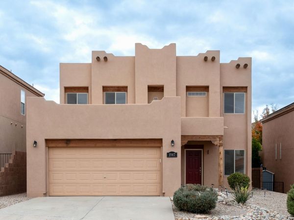 1947 Black Gold Street SE, Albuquerque, NM 87123