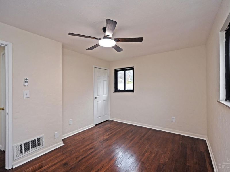 3946 Cedarwood Place, Silverton, OH 45213 Photo 15