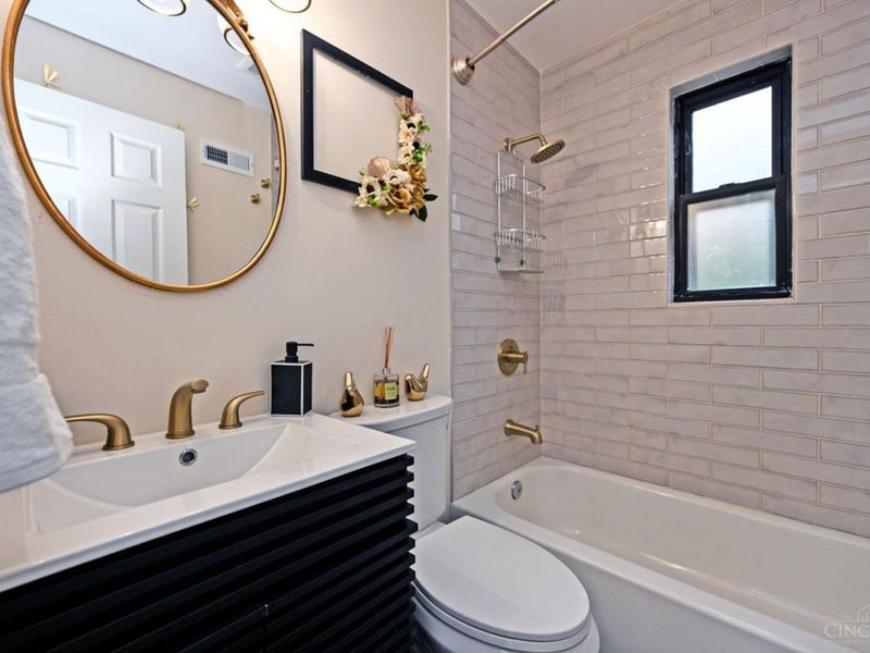 3946 Cedarwood Place, Silverton, OH 45213 Photo 17