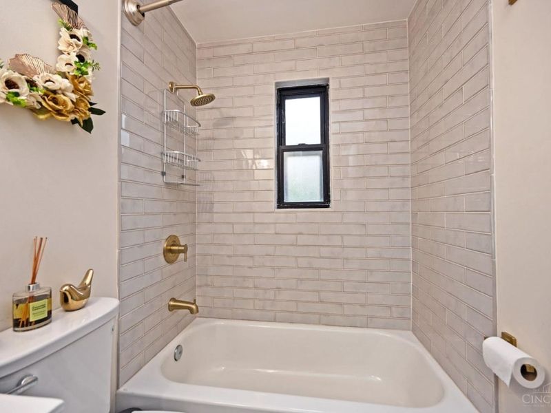 3946 Cedarwood Place, Silverton, OH 45213 Photo 18