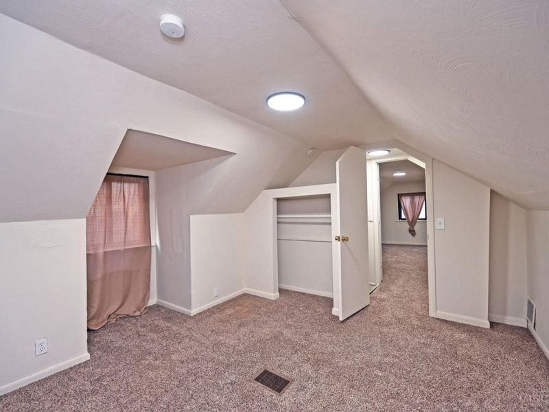 3946 Cedarwood Place, Silverton, OH 45213 Photo 26