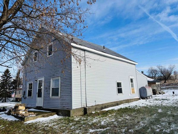 293 Central Street, Sheldon, VT 05483