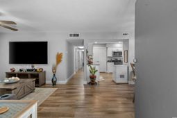 10301 N Kings Hwy. photo 4