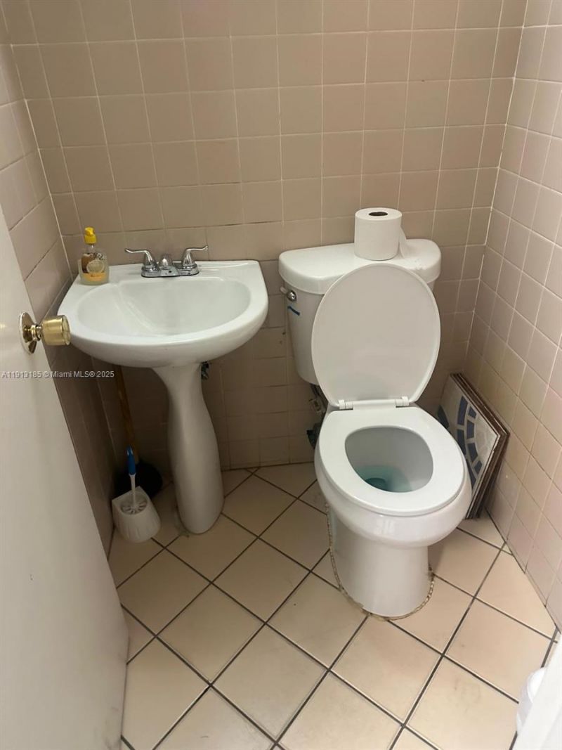 1051 NW 119th St, North Miami, FL 33168 Photo