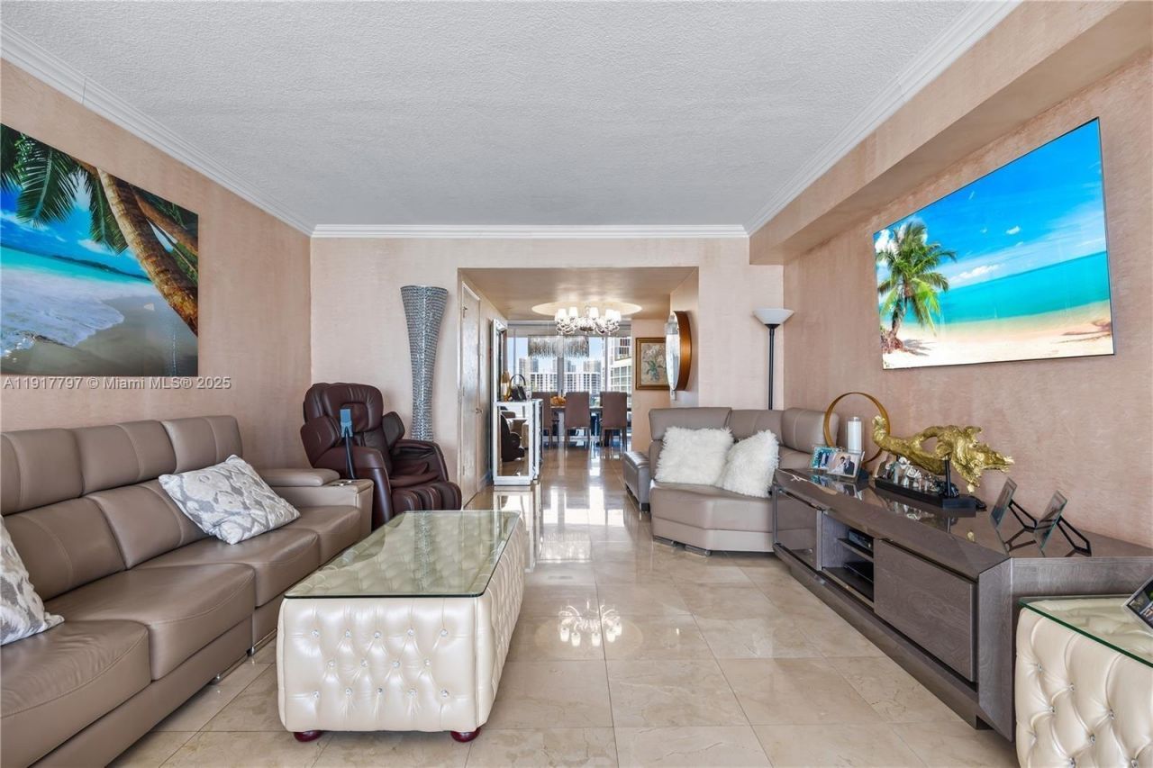 17555 Collins Ave, Unit 707, Sunny Isles Beach, FL 33160 Photo