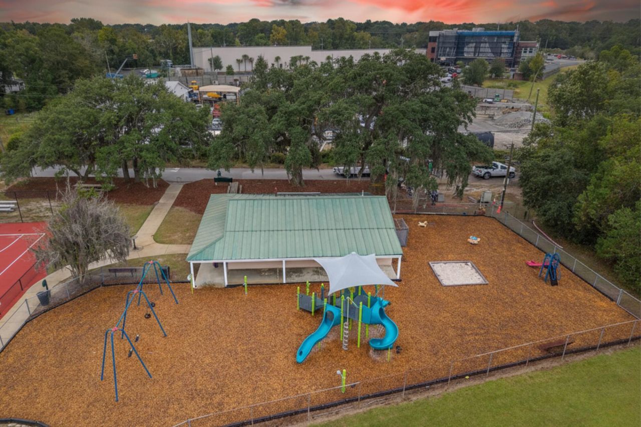 1032 Avenue Of Oaks Photo 35