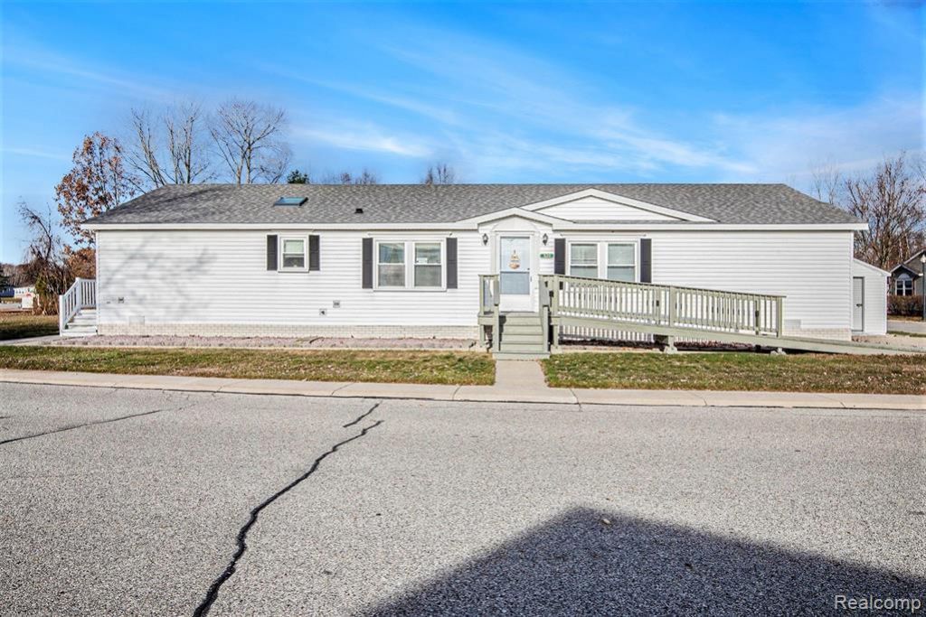 529 Swan Creek Court, Kimball Township, MI 48074 Main Photo
