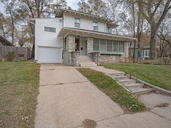 1922 HEIGHTS AVE, Sioux City, IA 51104