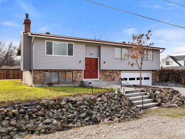 419 W Logan St, Caldwell, ID 83605