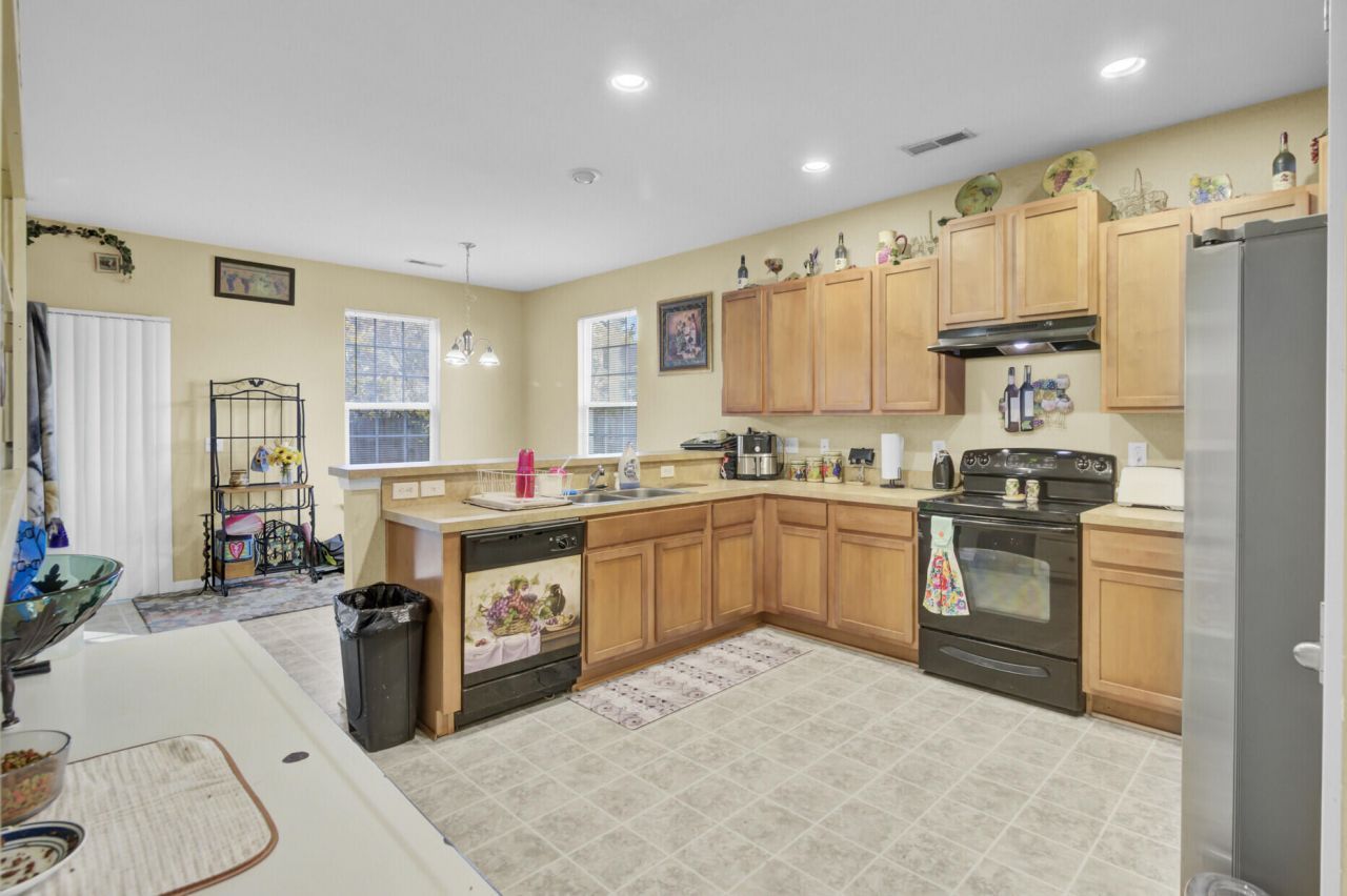 417 Tallow Court Photo 6