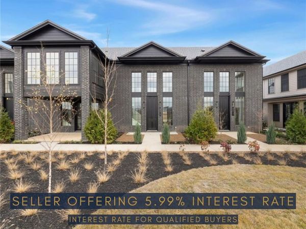 4615 S 47th Street, Rogers, AR 72758
