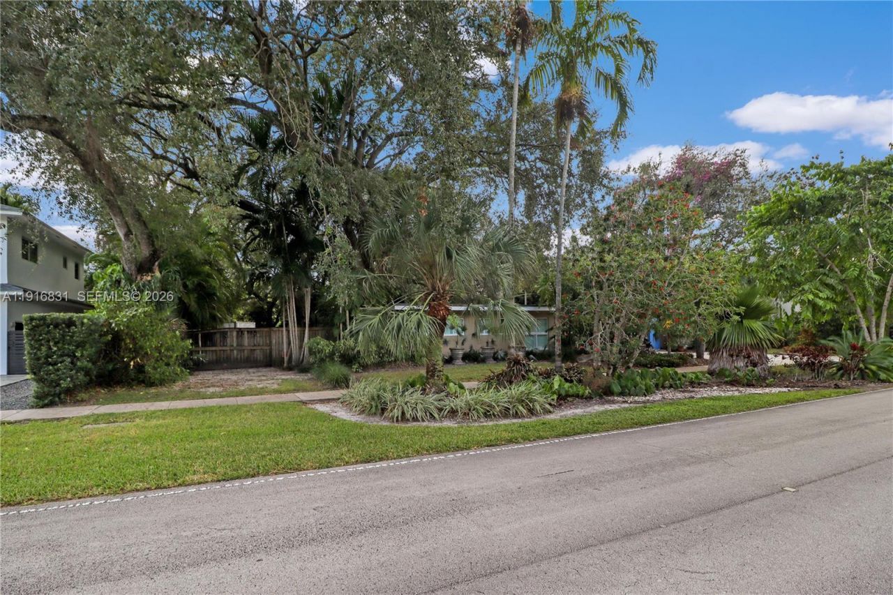 8030 SW 96th St, Miami, FL 33156 Photo