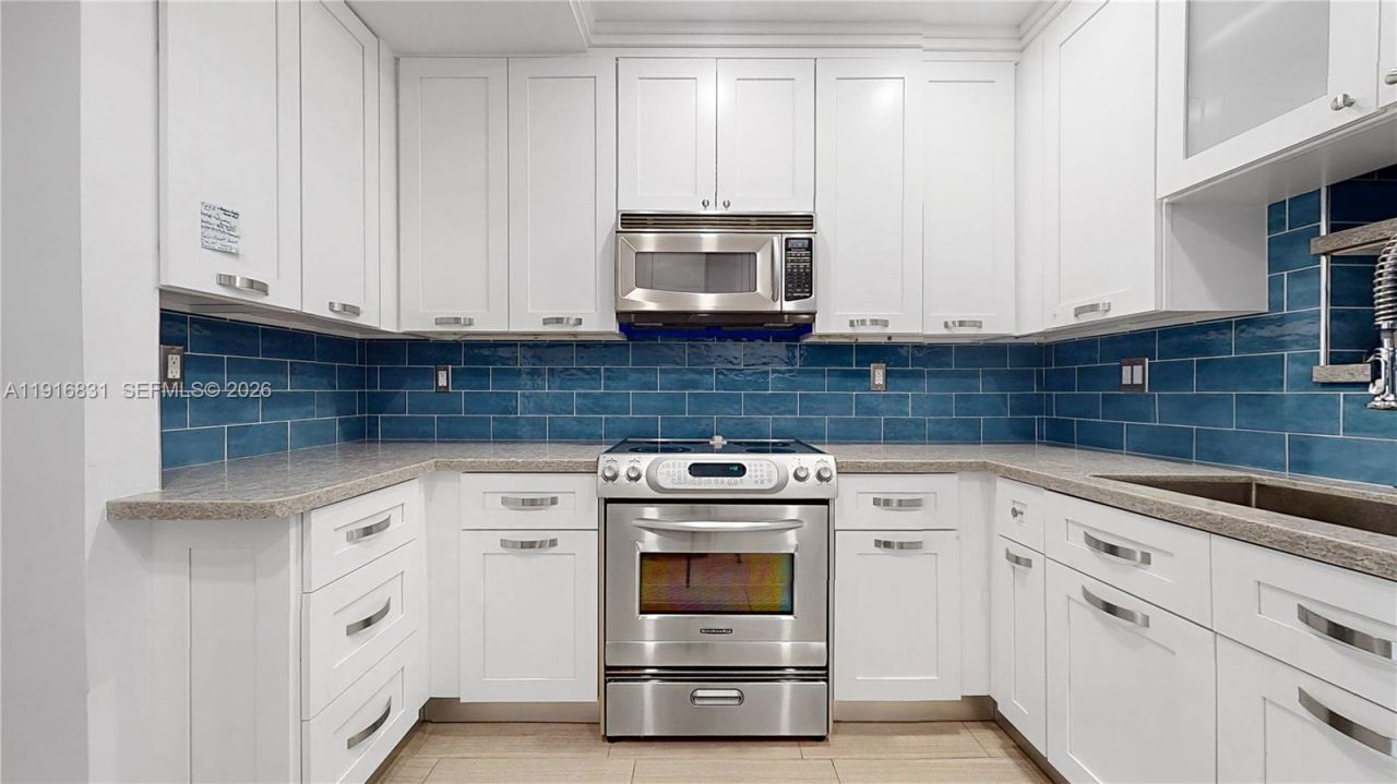 8030 SW 96th St, Miami, FL 33156 Photo