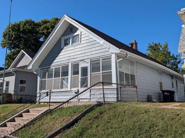 1944 S 11 Street, Omaha, NE 68108