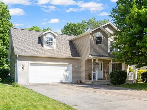 2697 Creekside Lane, Morris, IL 60450