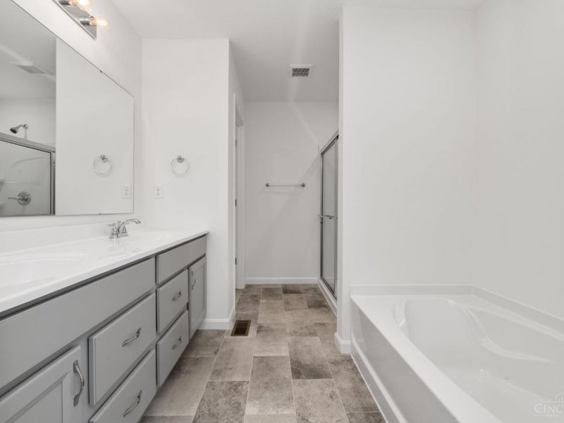 2034 Pebble Grove Way, Goshen Twp, OH 45122 Photo 17