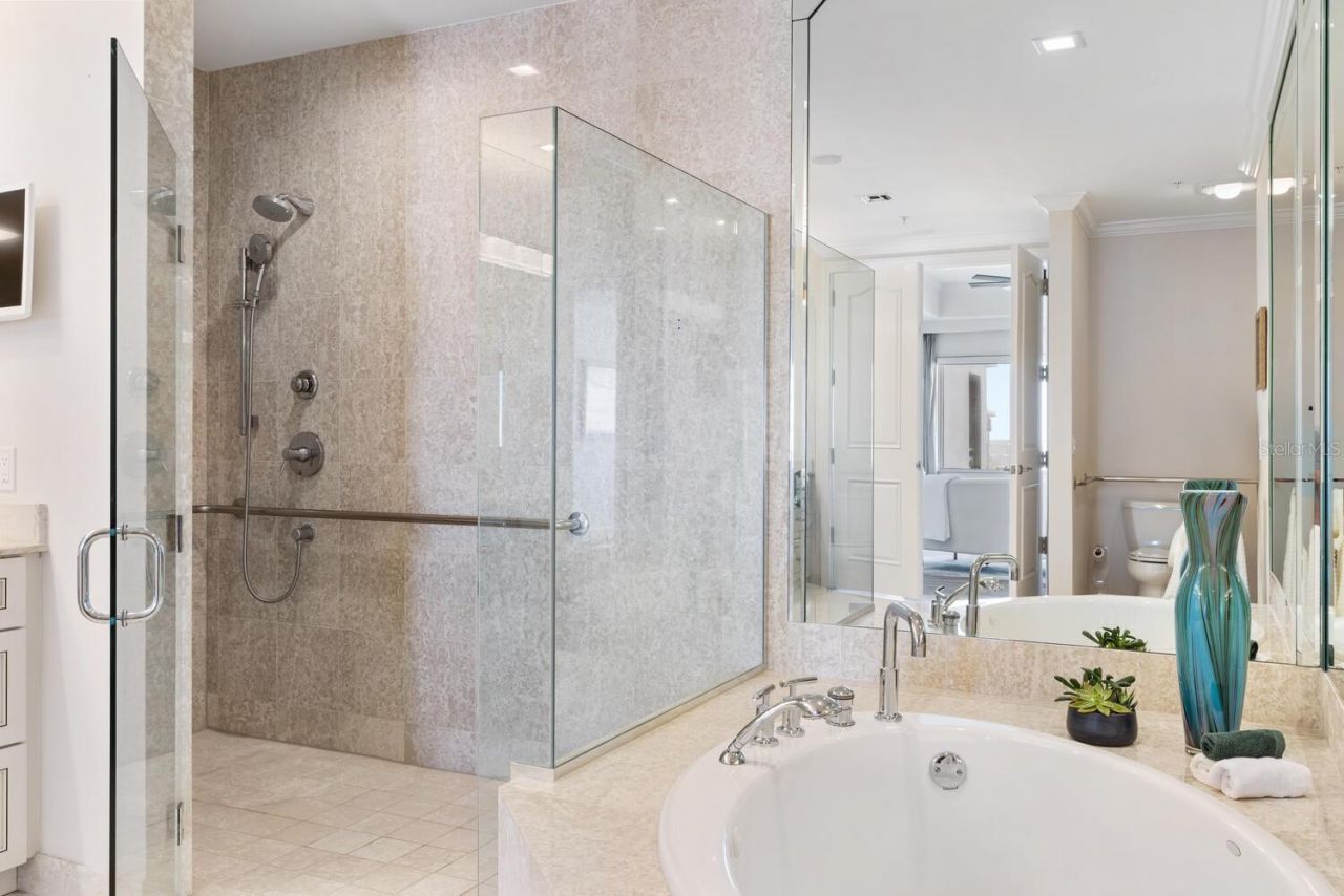 1111 Ritz Carlton Drive, Unit 1803, Sarasota, FL 34236 Photo