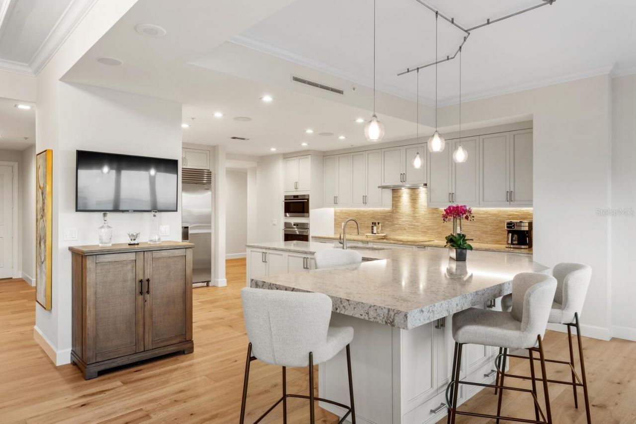 1111 Ritz Carlton Drive, Unit 1803, Sarasota, FL 34236 Photo