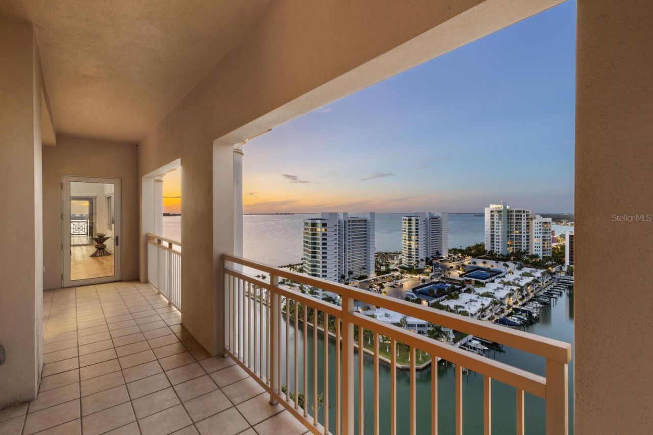 1111 Ritz Carlton Drive, Unit 1803, Sarasota, FL 34236 Photo