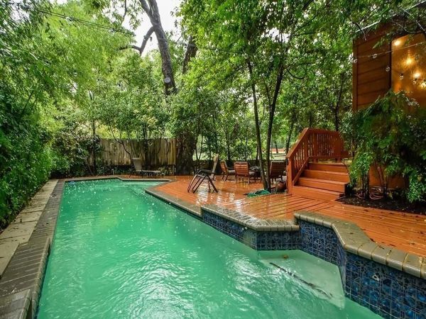 800 Leonard ST, Austin, TX 78705