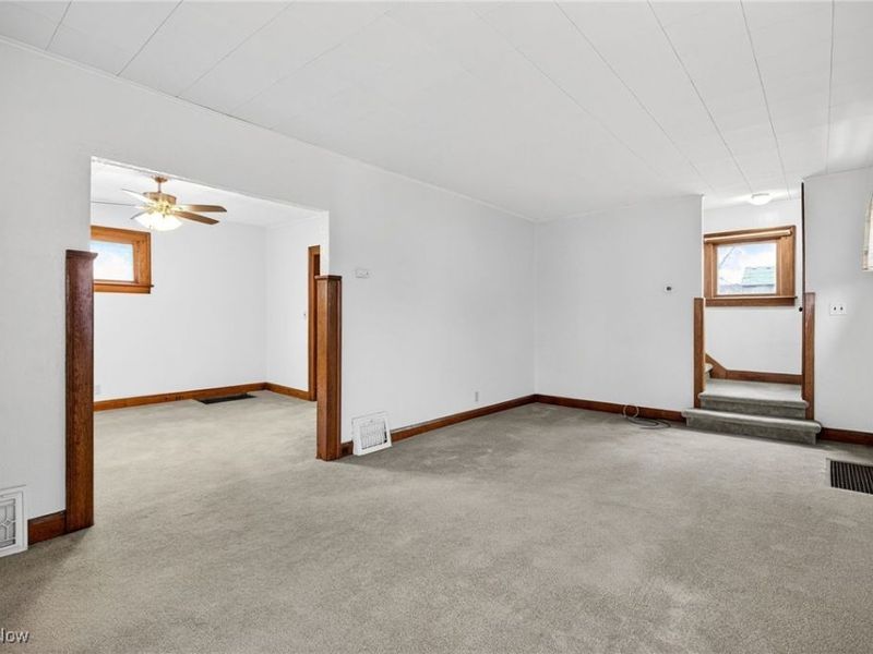 129 Brandtson Avenue, Elyria, OH 44035 Photo 2