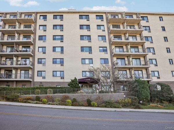 108 Sagamore Road, Unit 3E, Tuckahoe, NY 10707