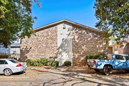 406 75th Ave N photo 4