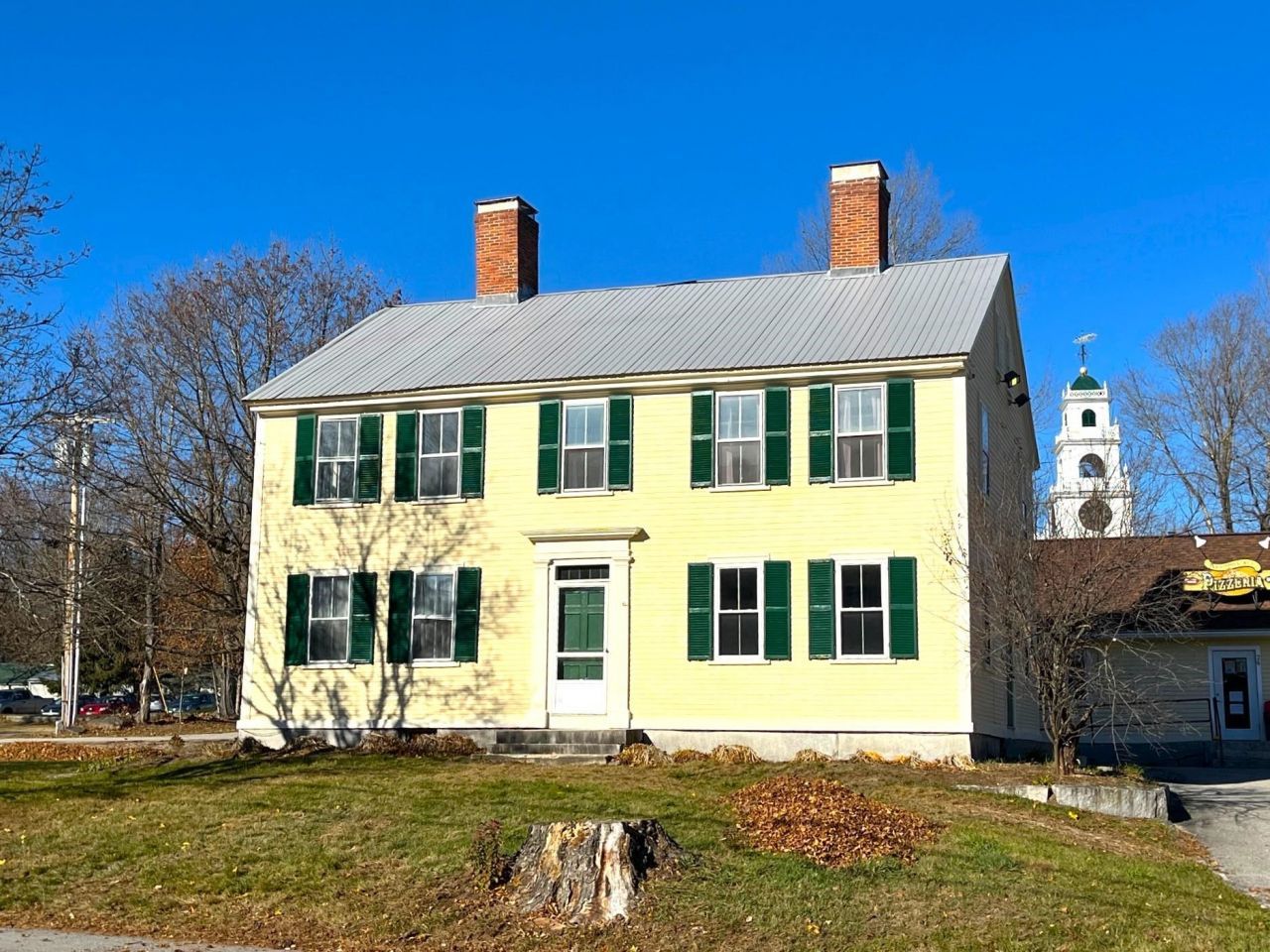 26 Western Avenue, Henniker, NH 03242 Main Photo